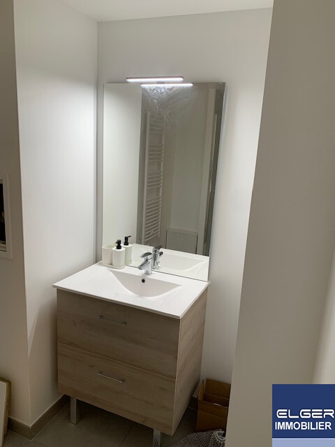 Colombes 92지역·64m²·아파트·가구·장기만 가능[프랑스 파리에서 아파트 임대]