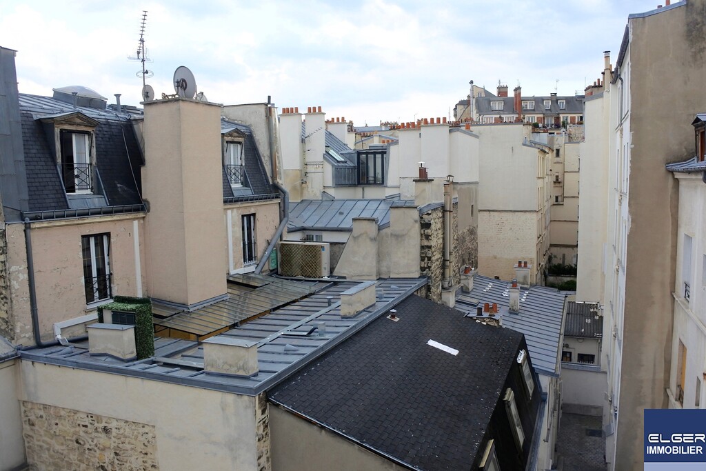 TWO ROOM  APARTMENT CAILLOU METRO ECOLE MILITAIRE