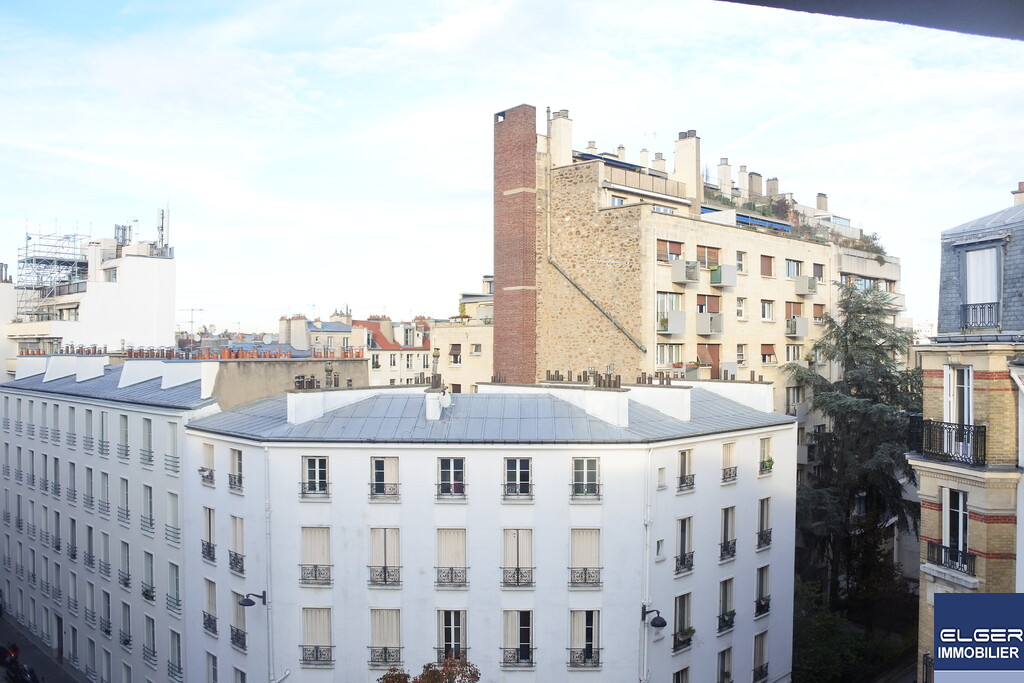 3 FURNISHED ROOMS with TERRACE rue Montbrun Metro ALESIA