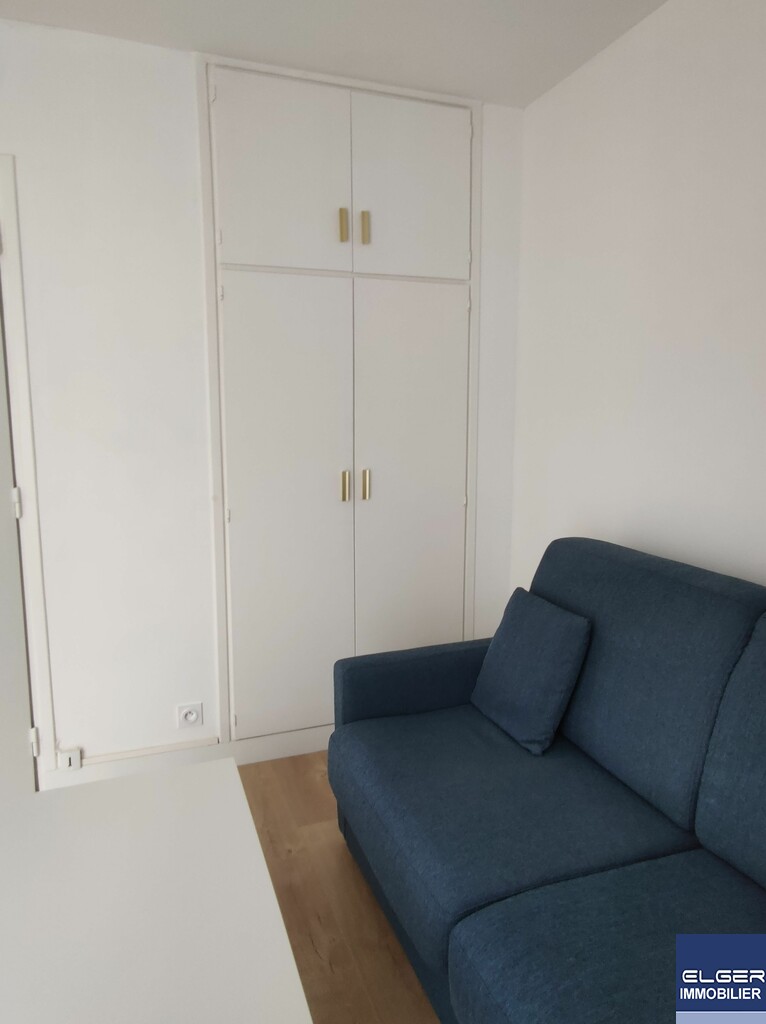 CHARMING FURNISHED STUDIO rue Alain Chartier metro CONVENTION