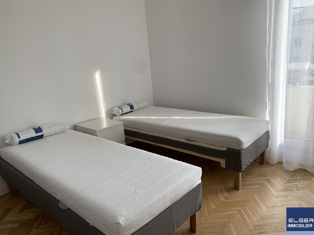 4 - 5 FURNISHED ROOMS rue Aristide Briand ISSY LES MOULINEAUX