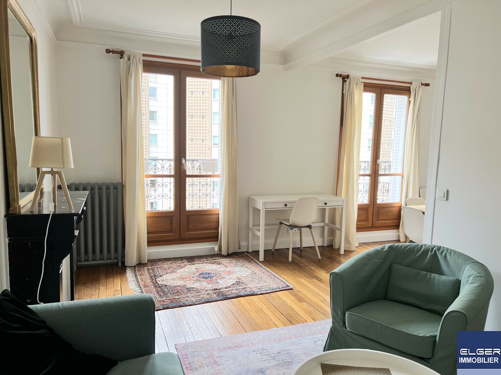 CHARMING 3 ROOMS FURNISHED rue Cambronne Metro CAMBRONNE