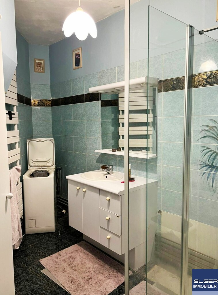 3/4 ROOMS HAUSSMANNIAN rue du General Beuret Metro VAUGIRARD