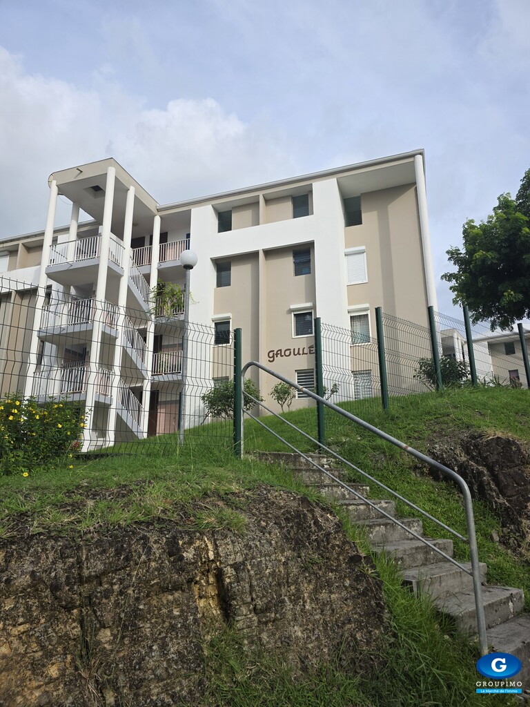 Appartement Quartier Les Coteaux Sainte luce 4 pieces
