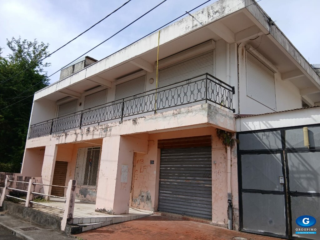 VILLA AVEC POTENTIEL