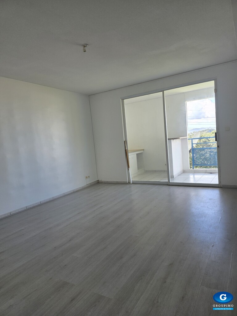 APPARTEMENT - Résidence CHAMPIGNAC - LE LAMENTIN - 2 Pièces