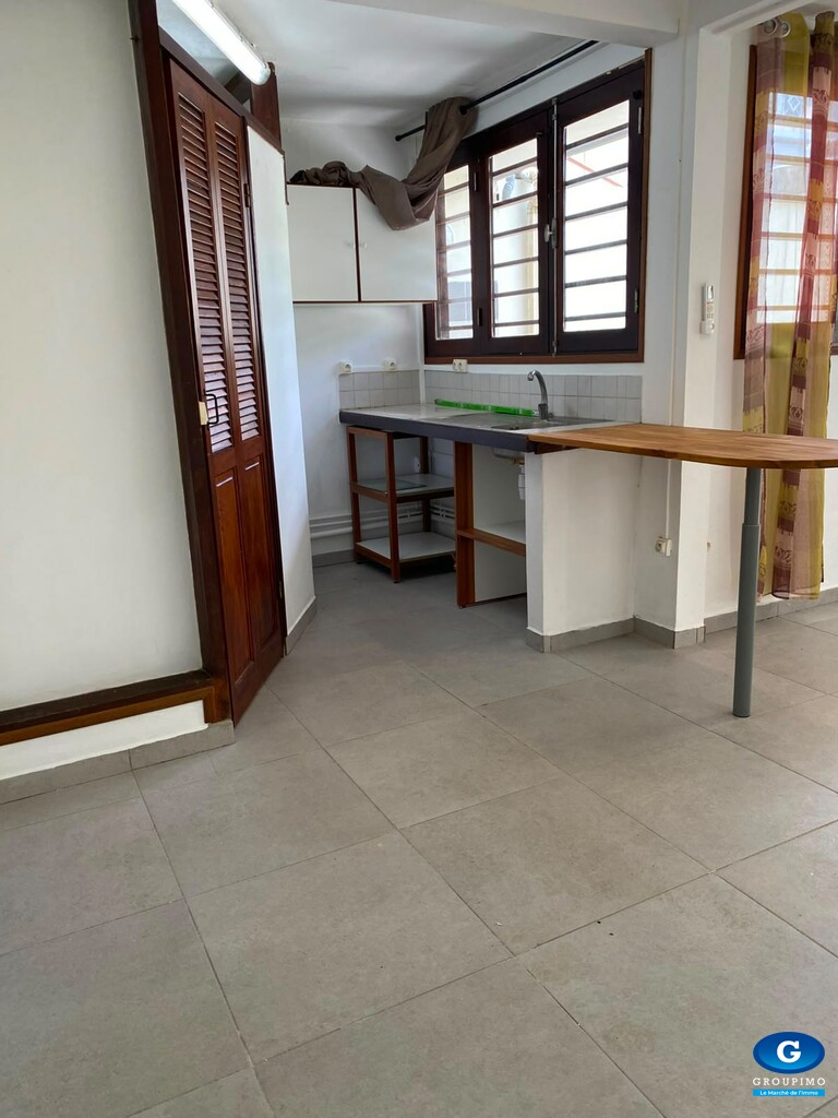 Studio  CAYENNE  1 pièce