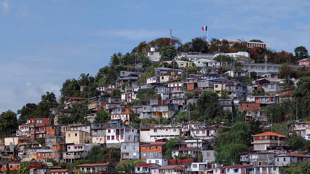 IMMEUBLE DE RAPPORT QUARTIER TRENELLE FORT DE FANCE
